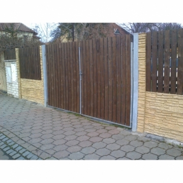 Brána křídlová. rám pozink....
