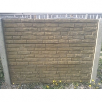 Betonový plot 19...