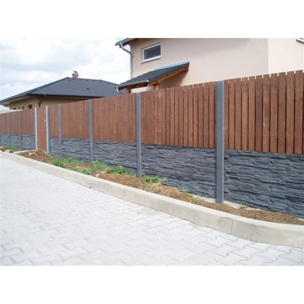 Betonové ploty se dřevem