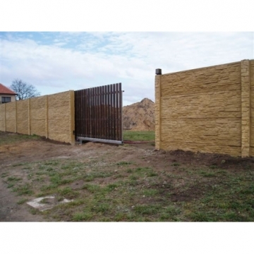 Betonový plot 17 Dekor...